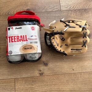 Franklin Teeball Set with Glove and 4 Balls